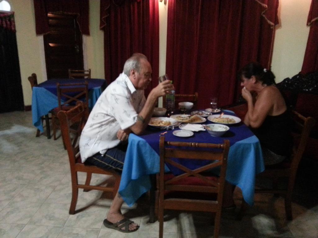 Hansika Guest Inn Buttala Bagian luar foto